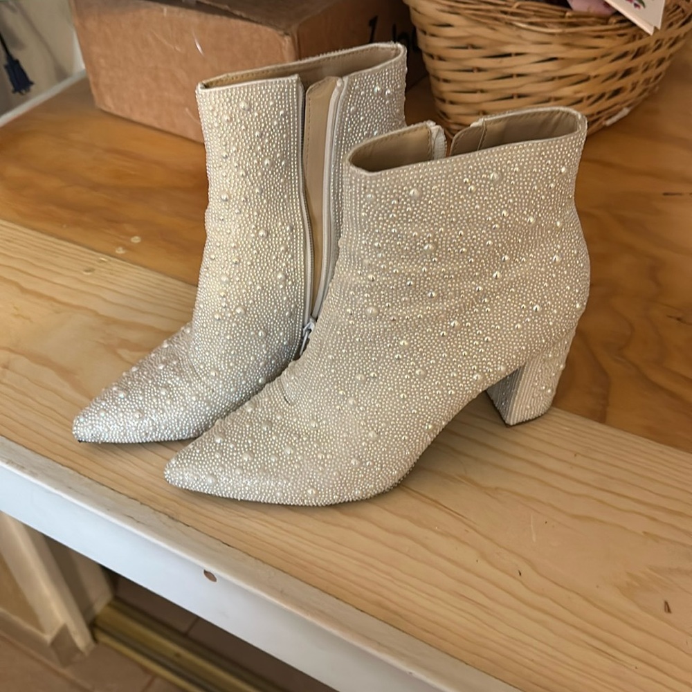 Betsey Johnson Cady Bootie